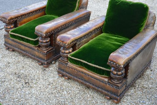AN EXTREMELY COMFORTABLE CAROLEAN REVIVAL CARVED OAK LEATHER AND GREEN VELVET THREE PIECE SUITE C1910 - ADDITIONAL PHOTO 20