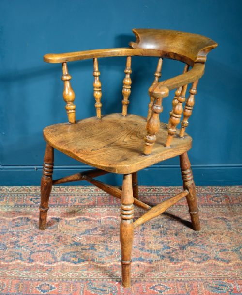 A VICTORIAN ELM AND BEECH SMOKERS BOW ARMCHAIR C1860 - ADDITIONAL PHOTO 2