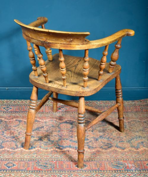 A VICTORIAN ELM AND BEECH SMOKERS BOW ARMCHAIR C1860 - ADDITIONAL PHOTO 4