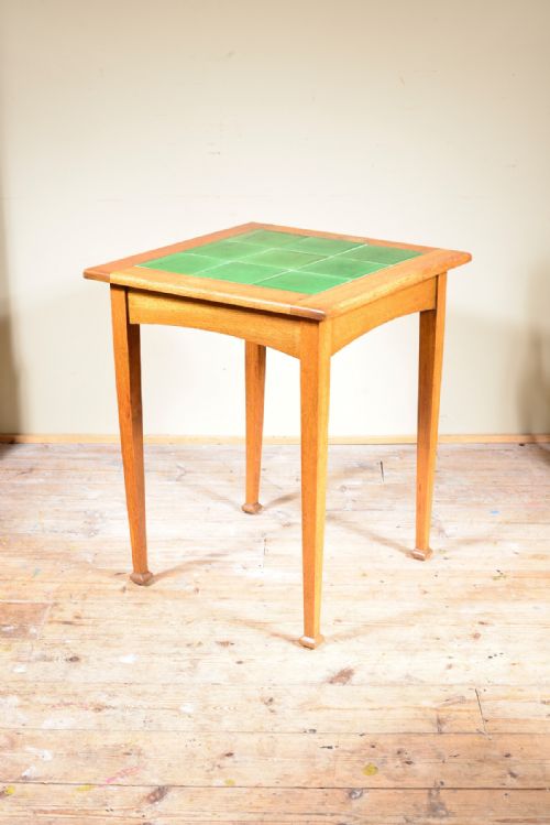 AN ARTS CRAFTS GOLDEN OAK TILE TOP TABLE ATTRIBUTED TO LIBERTY CO C1900 - ADDITIONAL PHOTO 1