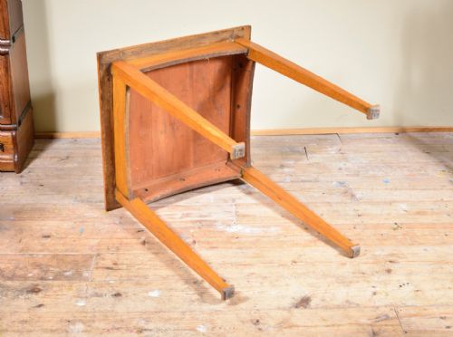 AN ARTS CRAFTS GOLDEN OAK TILE TOP TABLE ATTRIBUTED TO LIBERTY CO C1900 - ADDITIONAL PHOTO 7