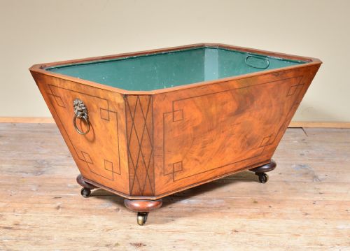 A REGENCY FLAME MAHOGANY WINE COOLER C1820 - ADDITIONAL PHOTO 3