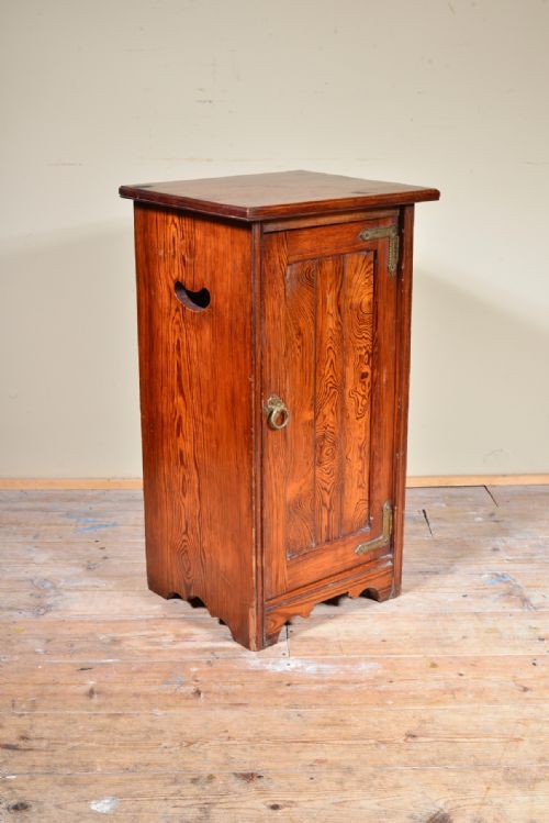 AN ARTS CRAFTS OREGON PINE BEDSIDE CUPBOARD C1875 - ADDITIONAL PHOTO 2