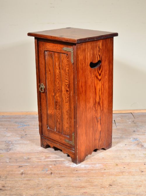 AN ARTS CRAFTS OREGON PINE BEDSIDE CUPBOARD C1875 - ADDITIONAL PHOTO 4