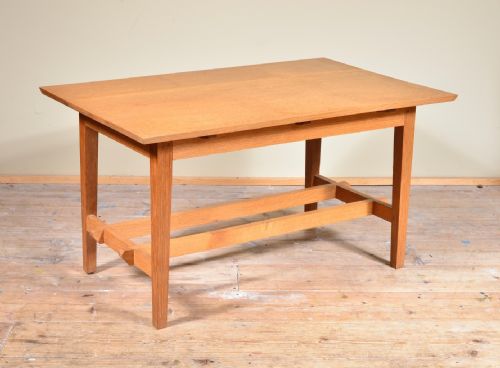 a light oak cotswolds school coffee occasional table - CATEGORY: ANTIQUE TABLES - DATED 1930