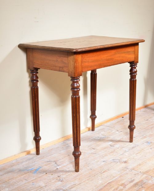 A VICTORIAN MAHOGANY HALL OR SIDE TABLE ON FLUTED LEGS C1850 - ADDITIONAL PHOTO 2