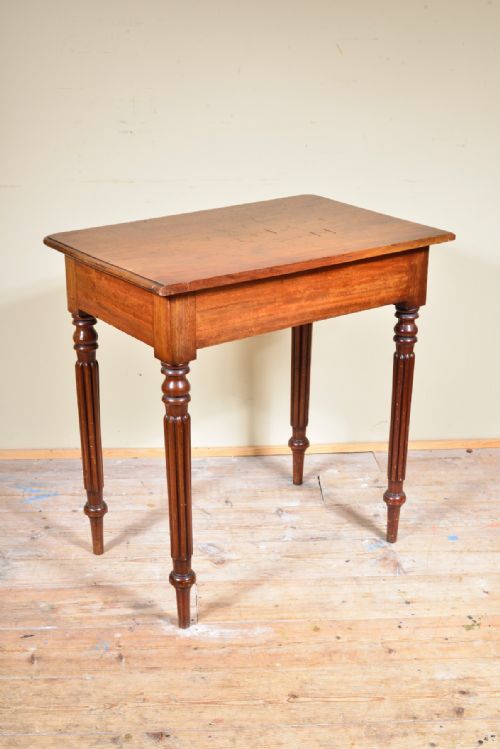 A VICTORIAN MAHOGANY HALL OR SIDE TABLE ON FLUTED LEGS C1850 - ADDITIONAL PHOTO 7
