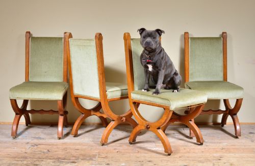 A SET OF FOUR GOTHIC REVIVAL OAK SIDE CHAIRS IN THE MANNER OF AWN PUGIN C1880 - ADDITIONAL PHOTO 1