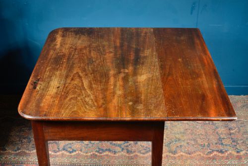 A GEORGE III MAHOGANY SIDE TABLE C1790 - ADDITIONAL PHOTO 9