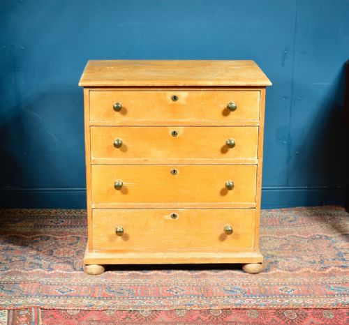 A SMALL VICTORIAN PINE CHEST OF DRAWERS C1860 - ADDITIONAL PHOTO 1