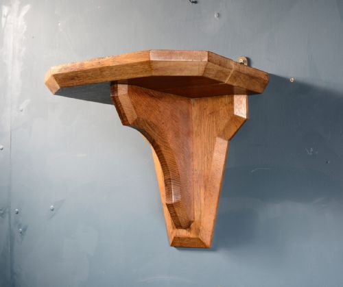 A VICTORIAN GOTHIC OAK WALL BRACKET C1860 - ADDITIONAL PHOTO 1