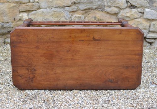AN VICTORIAN AESTHETIC MOVEMENT WALNUT TABLE C1870 - ADDITIONAL PHOTO 4