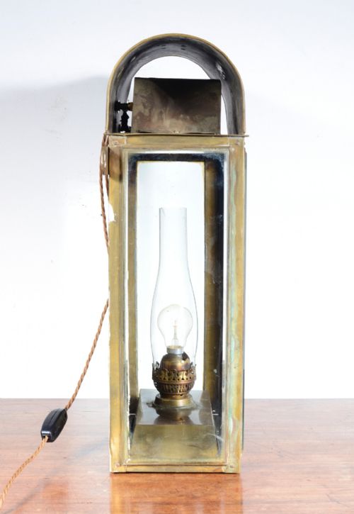 A FINE VICTORIAN BRASS AND GLASS WALL MOUNTED HALL LANTERN WITH CARRYING HANDLE WIRED FOR ELECTRICITY C1880 - ADDITIONAL PHOTO 8
