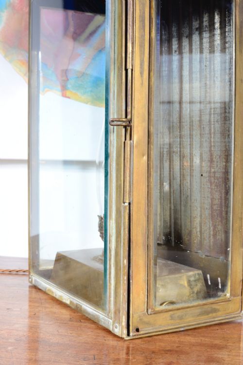 A FINE VICTORIAN BRASS AND GLASS WALL MOUNTED HALL LANTERN WITH CARRYING HANDLE WIRED FOR ELECTRICITY C1880 - ADDITIONAL PHOTO 12