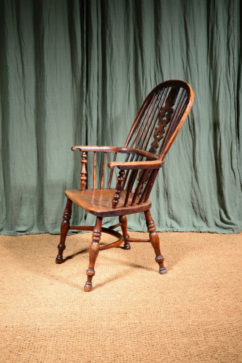 AN EIGHTEENTH CENTURY YEW AND ELM WINDSOR CHAIR C1780 - ADDITIONAL PHOTO 1