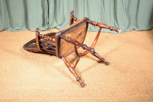 AN EIGHTEENTH CENTURY YEW AND ELM WINDSOR CHAIR C1780 - ADDITIONAL PHOTO 9