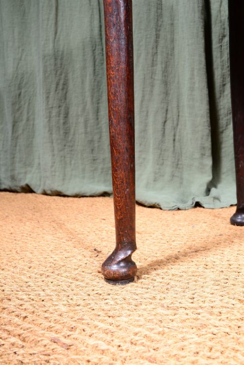 A GEORGIAN CROSSBANDED OAK SIDE TABLE C1750 - ADDITIONAL PHOTO 6