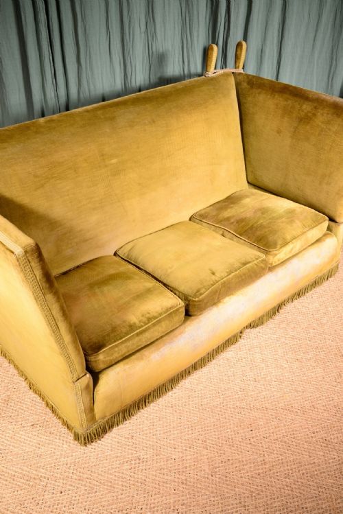 A KNOLE SOFA WITH VELVET UPHOLSTERY C1900 - ADDITIONAL PHOTO 4