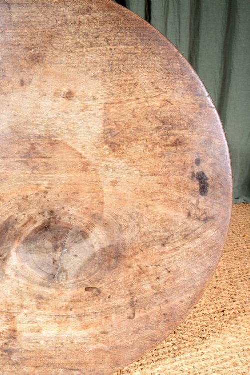 A GEORGIAN MAHOGANY TRIPOD TABLE WITH A ONE PIECE TOP C1770 - ADDITIONAL PHOTO 5