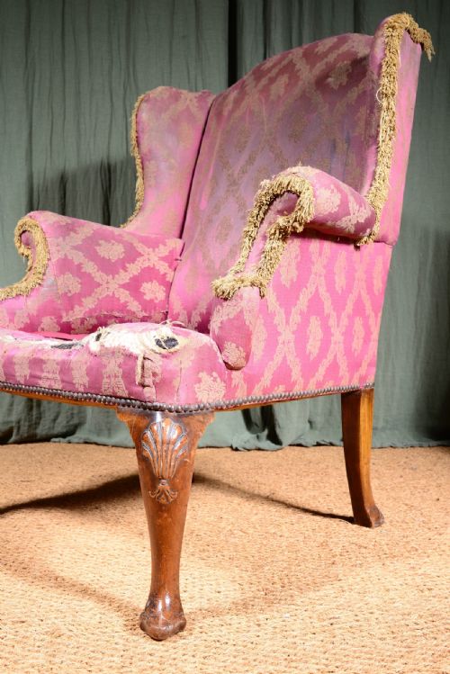 A VICTORIAN MAHOGANY WINGBACK ARMCHAIR FOR REUPHOLSTERY C1890 - ADDITIONAL PHOTO 4