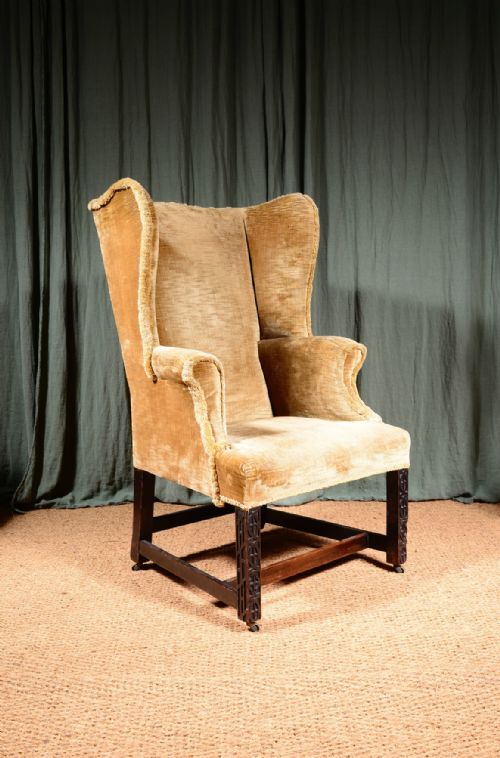 A SMALL GEORGE III WINGBACK ARMCHAIR ON BLIND FRET CARVED MAHOGANY LEGS C1820 - ADDITIONAL PHOTO 2