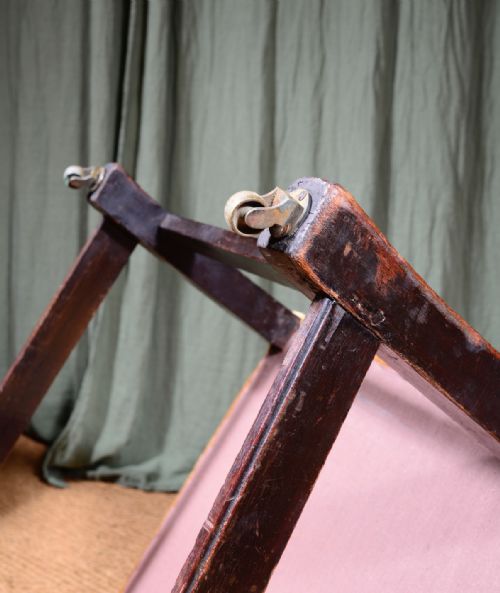 A SMALL GEORGE III WINGBACK ARMCHAIR ON BLIND FRET CARVED MAHOGANY LEGS C1820 - ADDITIONAL PHOTO 10