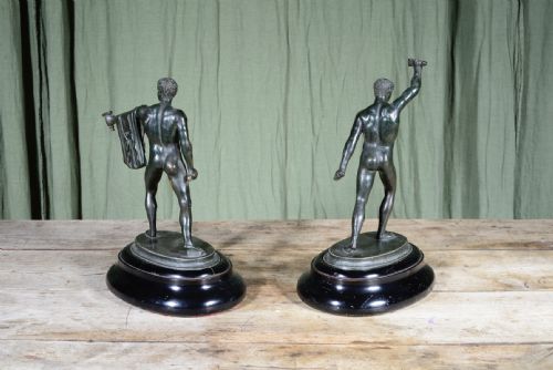 A PAIR OF GRAND TOUR PATINATED BRONZE ATHLETES C1880 - ADDITIONAL PHOTO 2