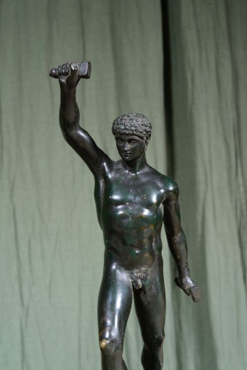 A PAIR OF GRAND TOUR PATINATED BRONZE ATHLETES C1880 - ADDITIONAL PHOTO 7