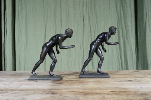 A PAIR OF GRAND TOUR BRONZE HERCULANEUM RUNNERS C1880 - ADDITIONAL PHOTO 10