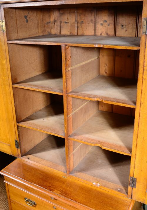 A VICTORIAN GOLDEN OAK ESTATE CUPBOARD ON CHEST C1870 - ADDITIONAL PHOTO 6