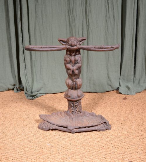 a cast iron stick stand to a design by coalbrookdale c1920 - CATEGORY: ANTIQUE MISCELLANEOUS - DATED 1920