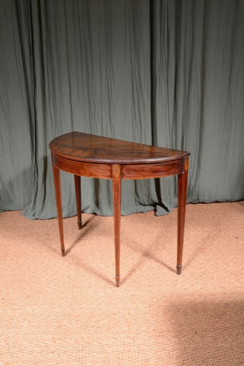 A GEORGIAN INLAID FLAME MAHOGANY DEMI LUNE TABLE C1820 - ADDITIONAL PHOTO 5