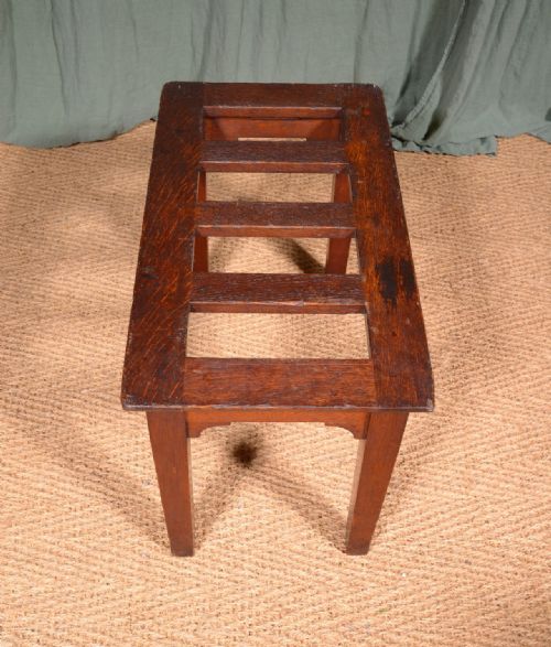 A VICTORIAN OAK LUGGAGE RACK C1870 - ADDITIONAL PHOTO 3