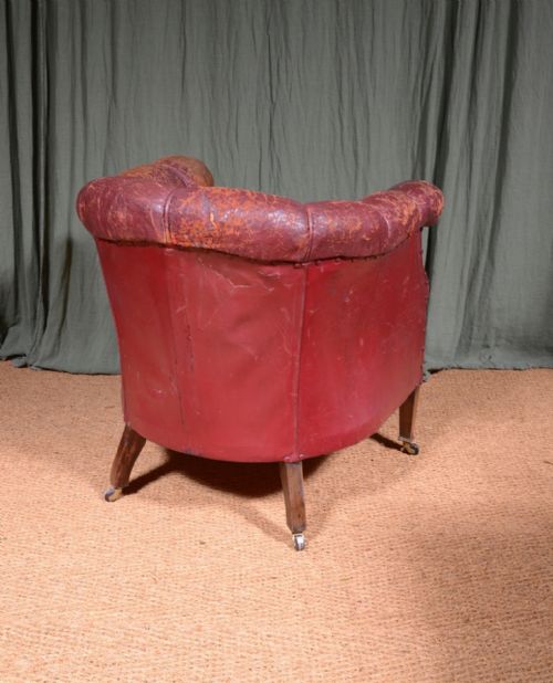 A COMFY VICTORIAN RED LEATHER CLUB ARMCHAIR C1890 - ADDITIONAL PHOTO 3