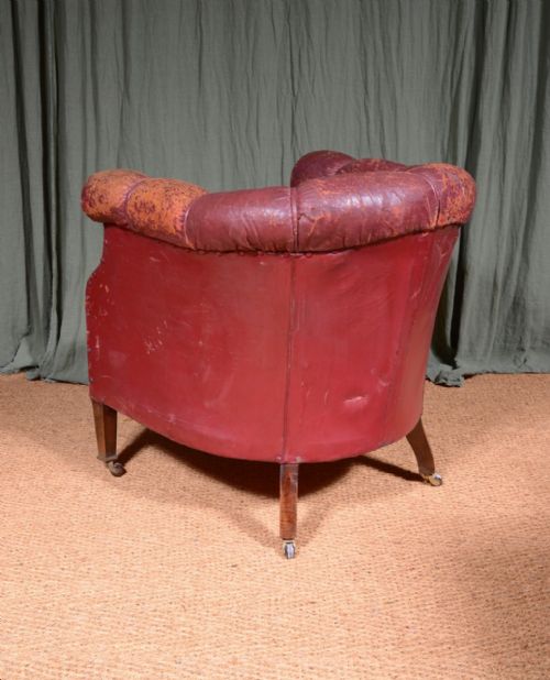 A COMFY VICTORIAN RED LEATHER CLUB ARMCHAIR C1890 - ADDITIONAL PHOTO 4