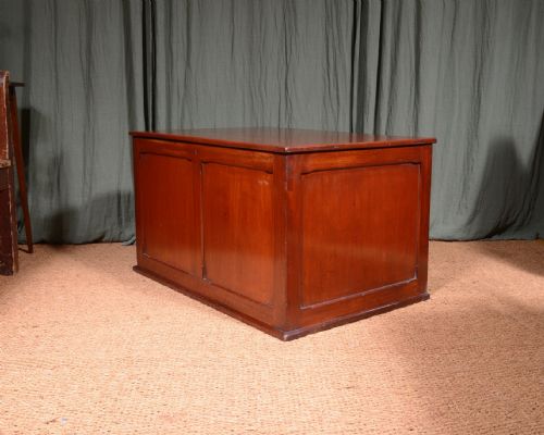 A LARGE VICTORIAN ARTS CRAFTS PANELLED MAHOGANY BLANKET CHEST C1870 - ADDITIONAL PHOTO 4