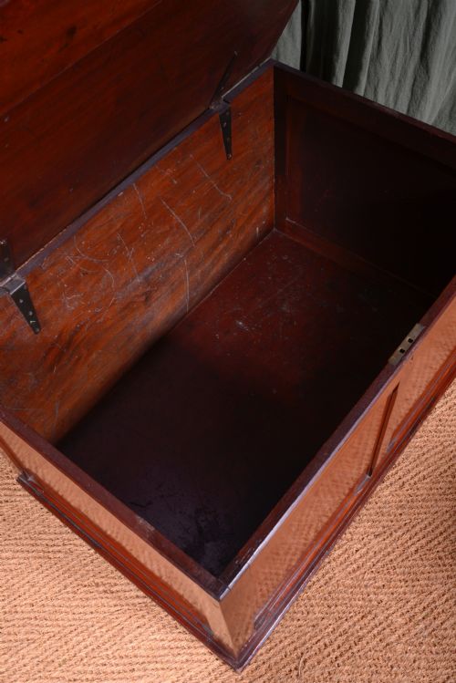 A LARGE VICTORIAN ARTS CRAFTS PANELLED MAHOGANY BLANKET CHEST C1870 - ADDITIONAL PHOTO 6