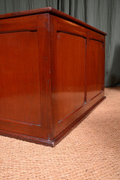A LARGE VICTORIAN ARTS CRAFTS PANELLED MAHOGANY BLANKET CHEST C1870 - ADDITIONAL PHOTO 9