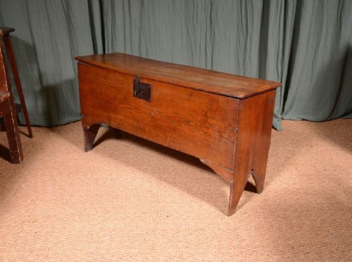 a 17th century elm six plank coffer c1690 - CATEGORY: ANTIQUE CHESTS - DATED 1700