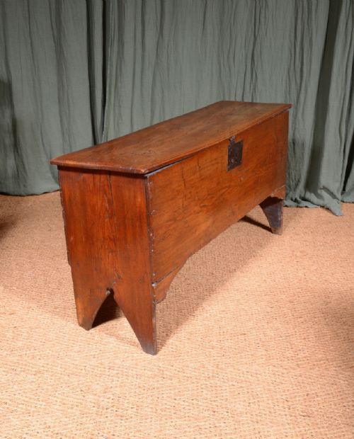 A 17TH CENTURY ELM SIX PLANK COFFER C1690 - ADDITIONAL PHOTO 7