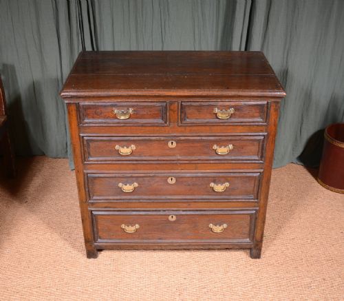 A 17TH CENTURY OAK CHEST OF DRAWERS C1690 - ADDITIONAL PHOTO 1