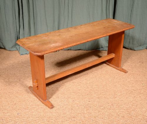 AN OAK COTSWOLD SCHOOL BENCH OR WINDOW SEAT C1925 - ADDITIONAL PHOTO 2