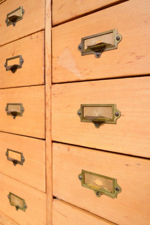 BIRCH BANK OF 50 DRAWERS C1930 - ADDITIONAL PHOTO 5