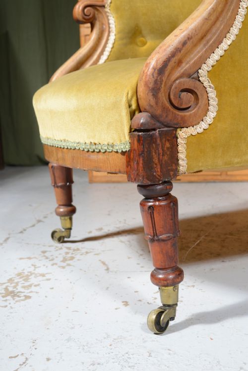 A WILLIAM IV WALNUT AND GOLD VELVET BUTTON BACK ARMCHAIR C1835 - ADDITIONAL PHOTO 2