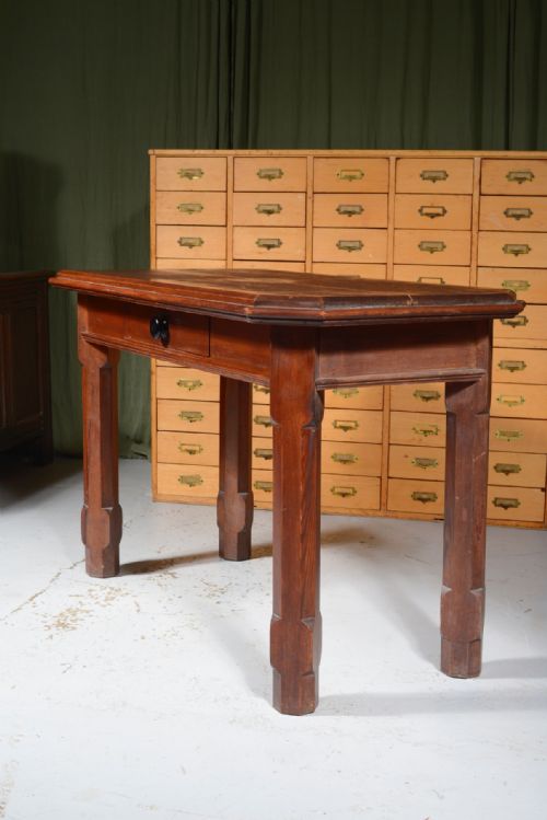 A VICTORIAN GOTHIC OREGON PINE SIDE TABLE C1880 - ADDITIONAL PHOTO 3