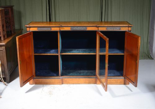 A VICTORIAN BURR WALNUT BREAKFRONT CREDENZA CABINET C1880 - ADDITIONAL PHOTO 2