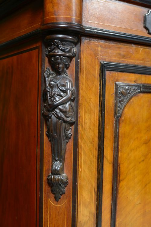 A VICTORIAN BURR WALNUT BREAKFRONT CREDENZA CABINET C1880 - ADDITIONAL PHOTO 7