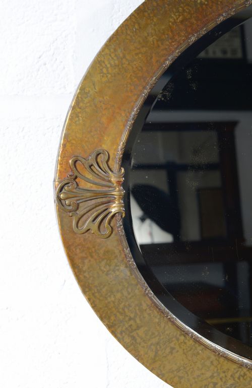 AN ARTS CRAFTS BEATEN COPPER OVAL MIRROR C1905 - ADDITIONAL PHOTO 2