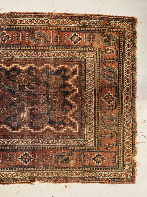 AN ANTIQUE CAUCASIAN RUNNER C1900 - ADDITIONAL PHOTO 5