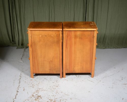 A PAIR OF ART DECO ASH BEDSIDE TABLES C1935 - ADDITIONAL PHOTO 3